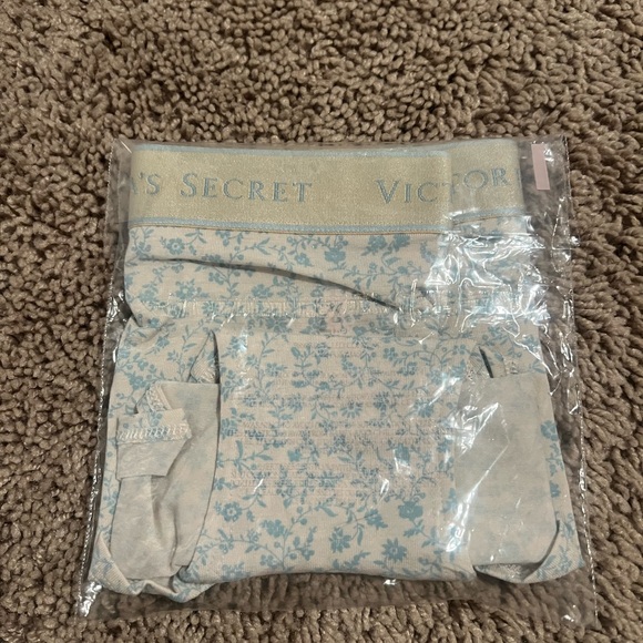 Victoria's Secret Logo Cotton Boyshort Panty - Picture 5 of 5